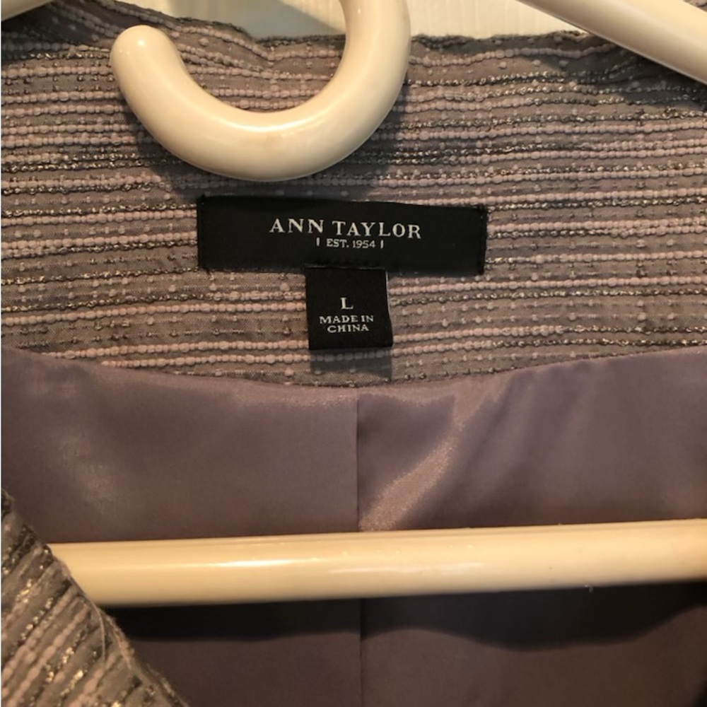 Short heavy stripe on fabric jacket grey and lavender